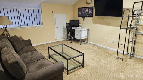 110 Winthrop Road Monroe NJ 08831