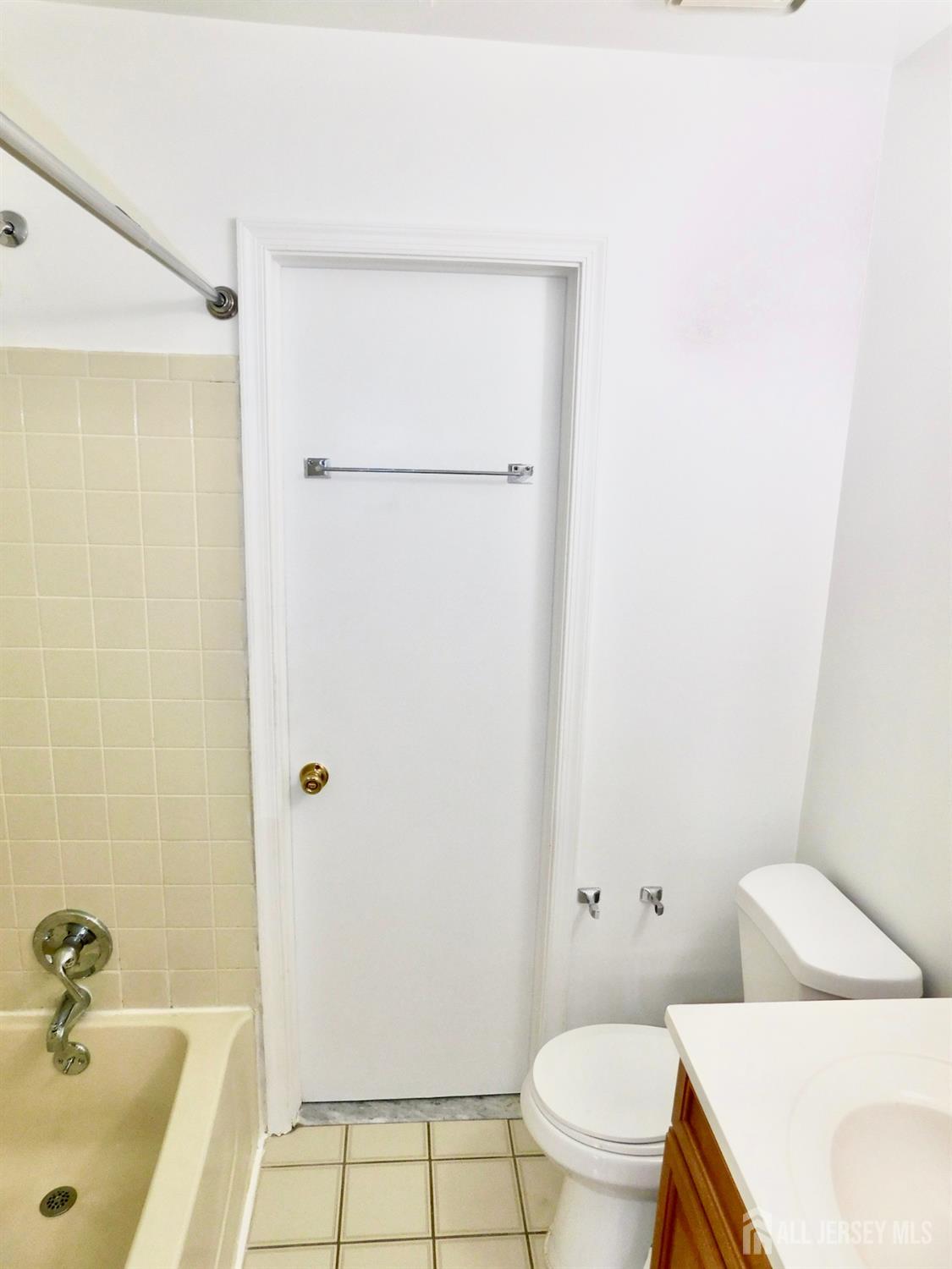 66 Chatham Court East Windsor NJ 08520