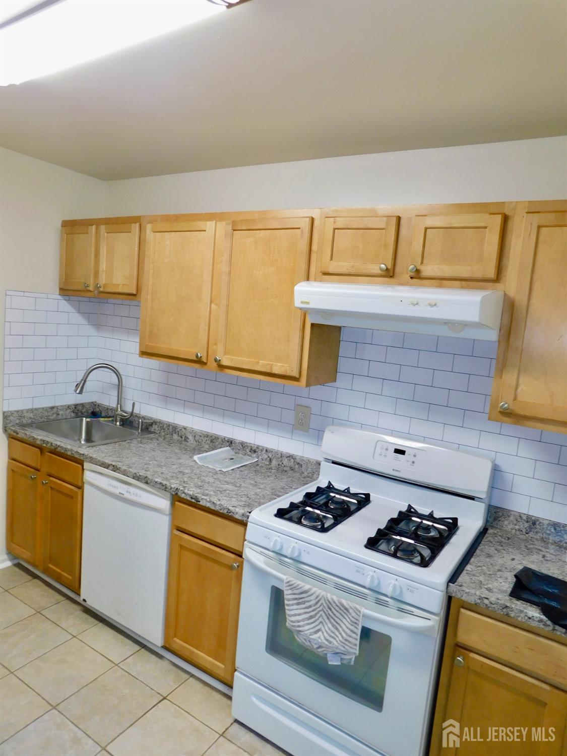 66 Chatham Court East Windsor NJ 08520