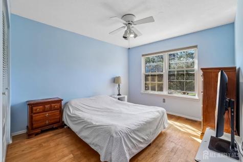 293 Bromley Place East Brunswick NJ 08816