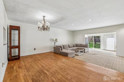 293 Bromley Place East Brunswick NJ 08816
