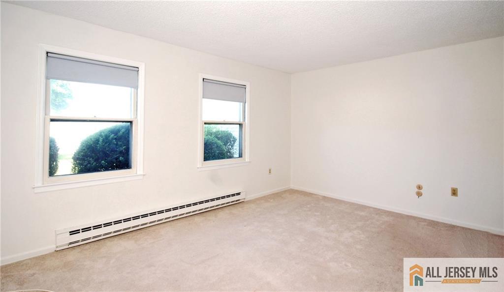 220 Manchester Lane Monroe NJ 08831