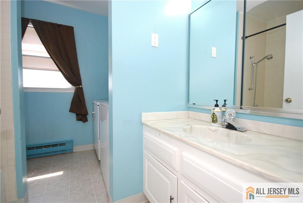 220 Manchester Lane Monroe NJ 08831