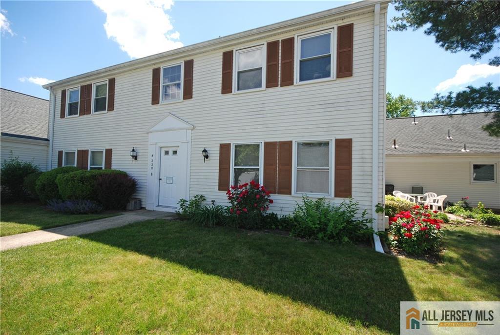 220 Manchester Lane Monroe NJ 08831