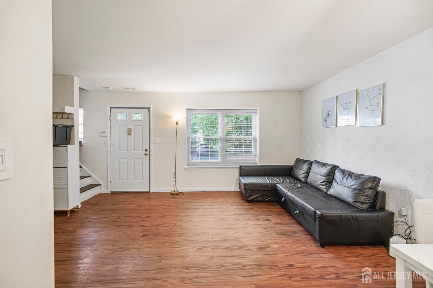 354 N Mcdowell Drive East Brunswick NJ 08816