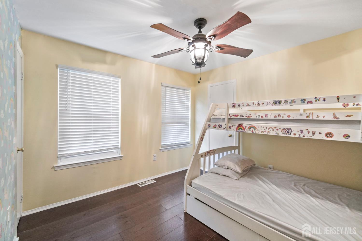 354 N Mcdowell Drive East Brunswick NJ 08816
