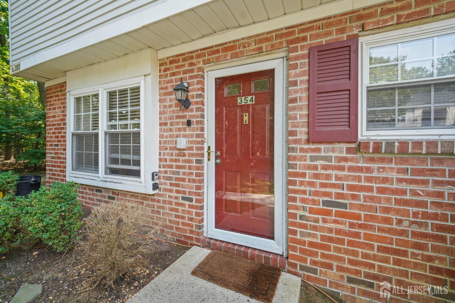 354 N Mcdowell Drive East Brunswick NJ 08816