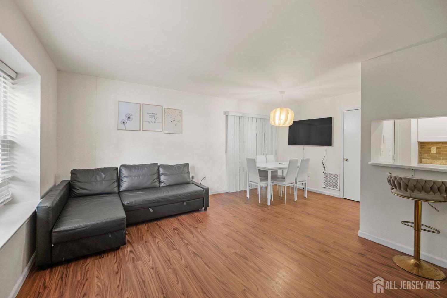 354 N Mcdowell Drive East Brunswick NJ 08816