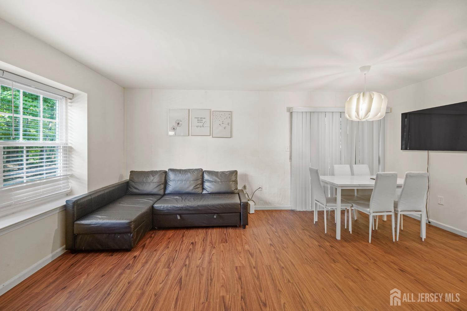 354 N Mcdowell Drive East Brunswick NJ 08816