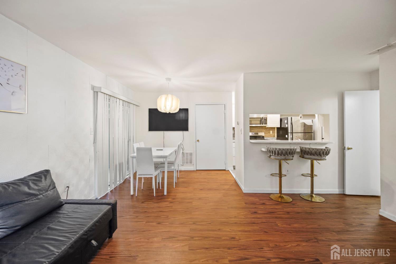 354 N Mcdowell Drive East Brunswick NJ 08816