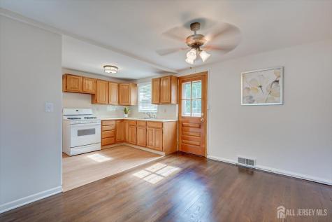109 Newman Street Metuchen NJ 08840