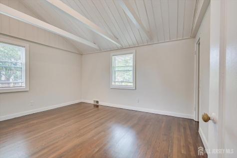 109 Newman Street Metuchen NJ 08840