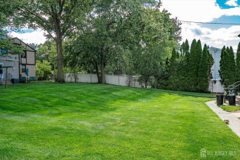 109 Newman Street Metuchen NJ 08840