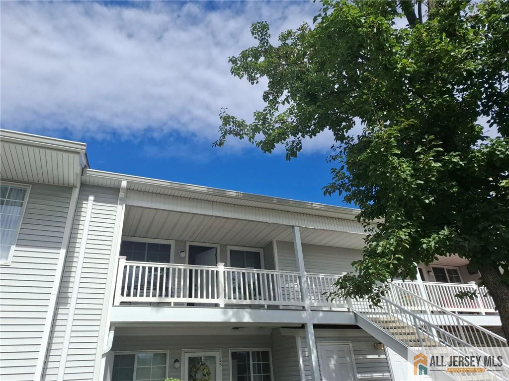 26 Larkspur Court Bedminster NJ 07921