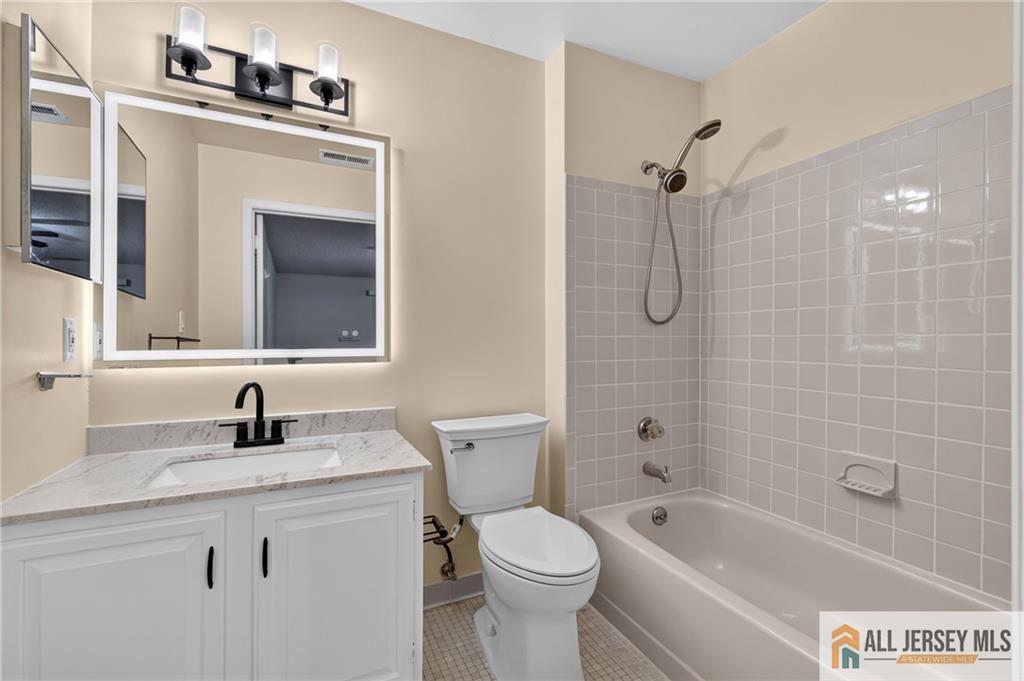 2204 Aspen Drive Plainsboro NJ 08536