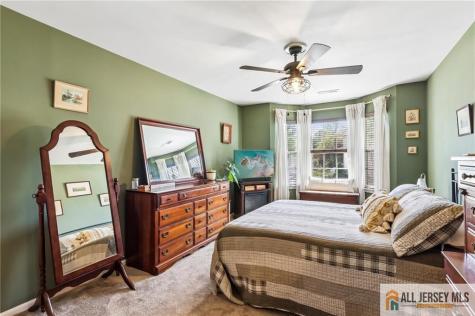 18 Dennis Court Hightstown NJ 08520