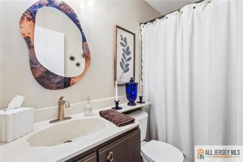 18 Dennis Court Hightstown NJ 08520