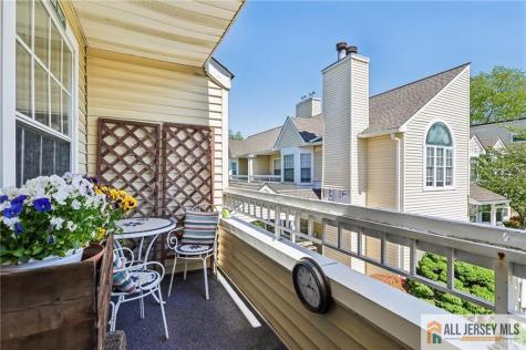 18 Dennis Court Hightstown NJ 08520