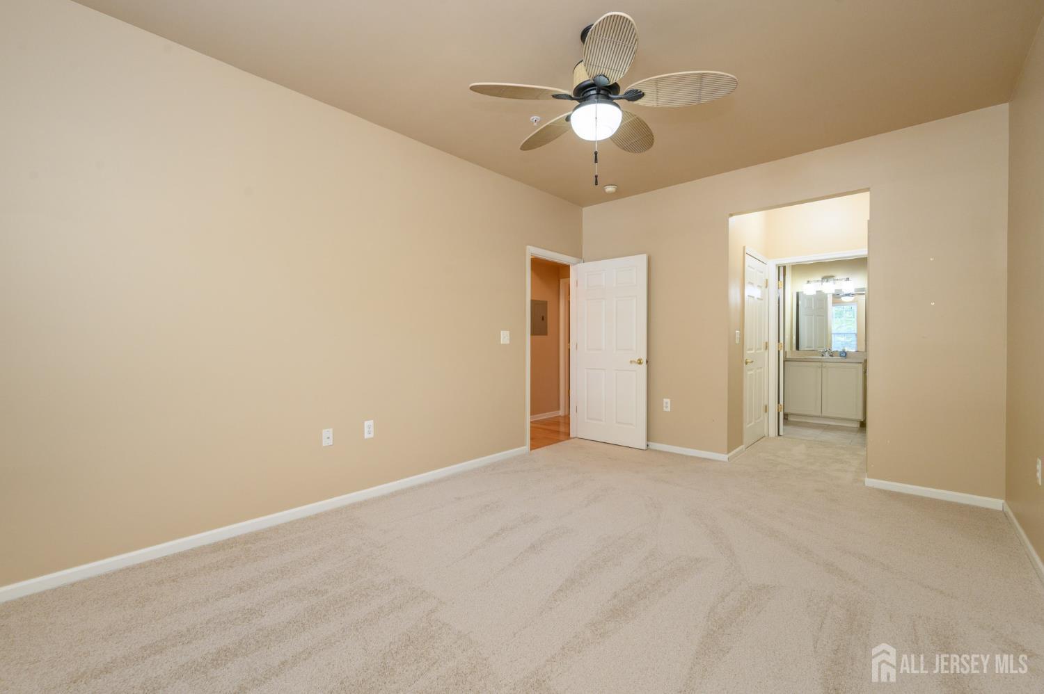 219 Sophee Lane Lakewood NJ 08701