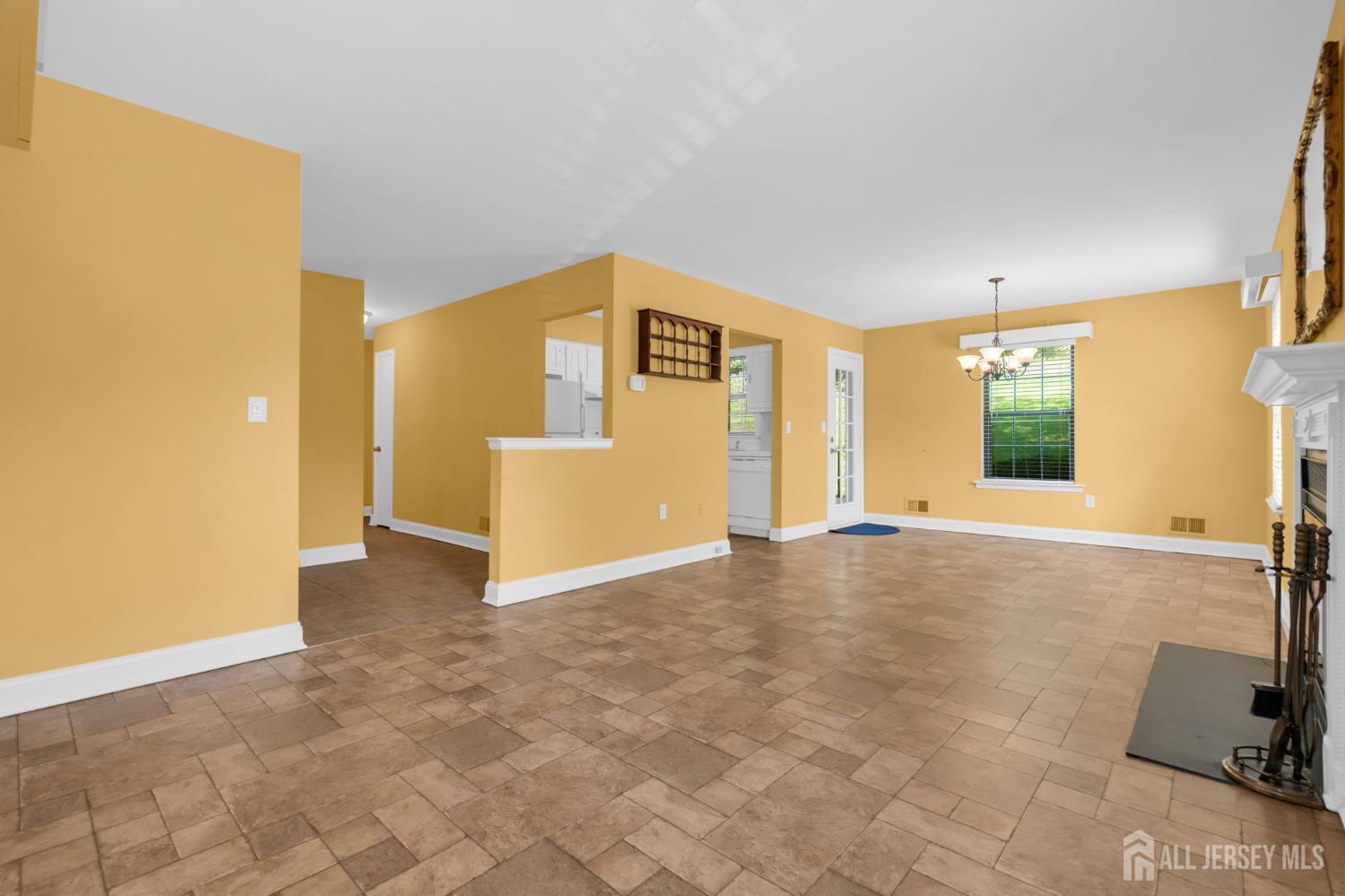 1102 Wellington Place Aberdeen NJ 07747