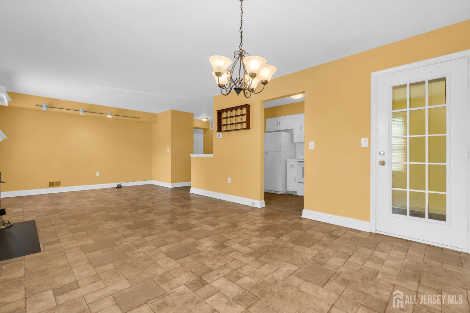 1102 Wellington Place Aberdeen NJ 07747