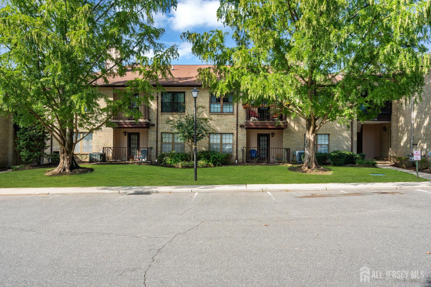 1102 Wellington Place Aberdeen NJ 07747