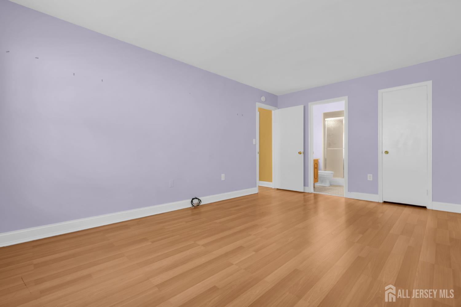 1102 Wellington Place Aberdeen NJ 07747