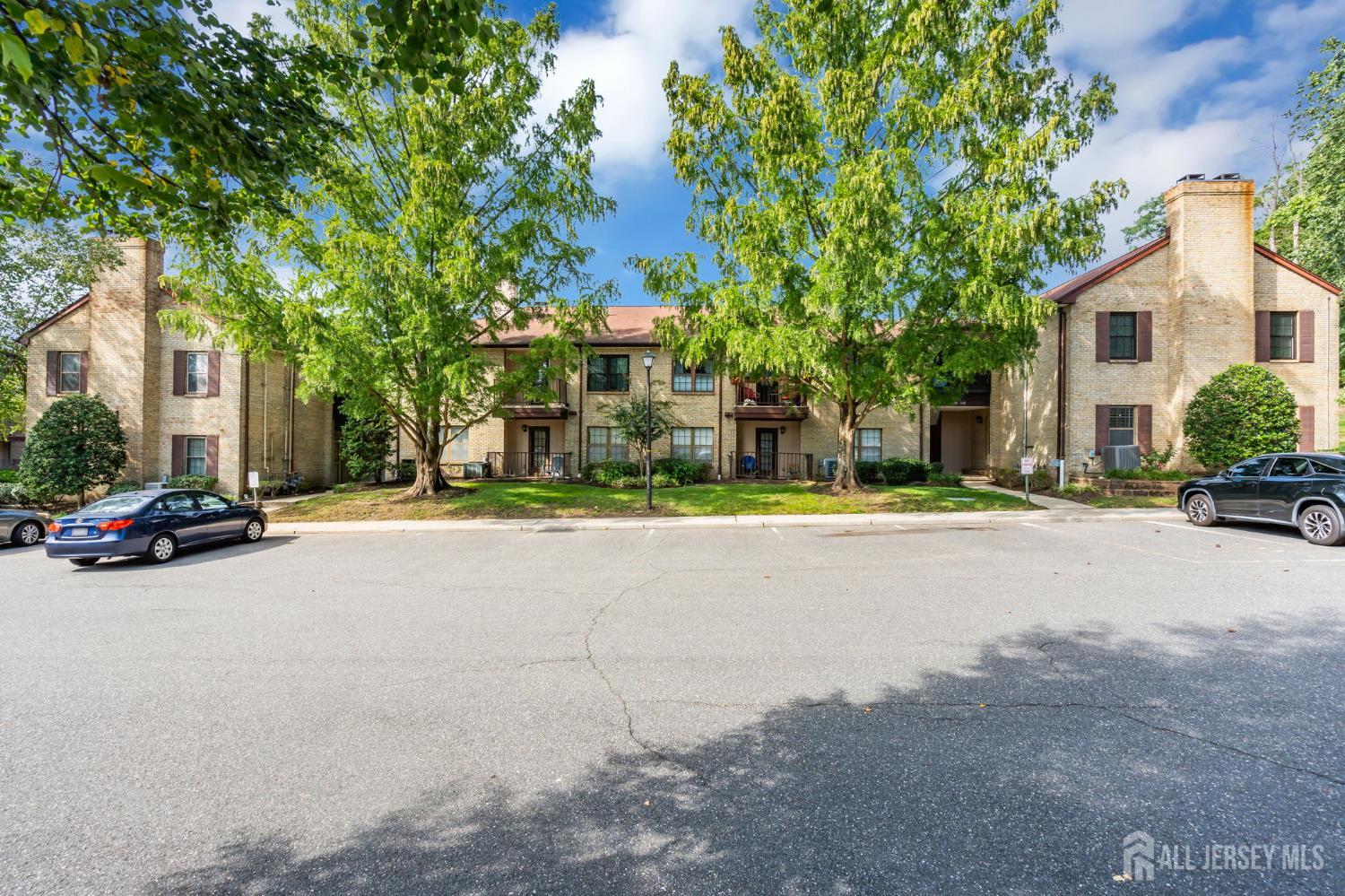 1102 Wellington Place Aberdeen NJ 07747