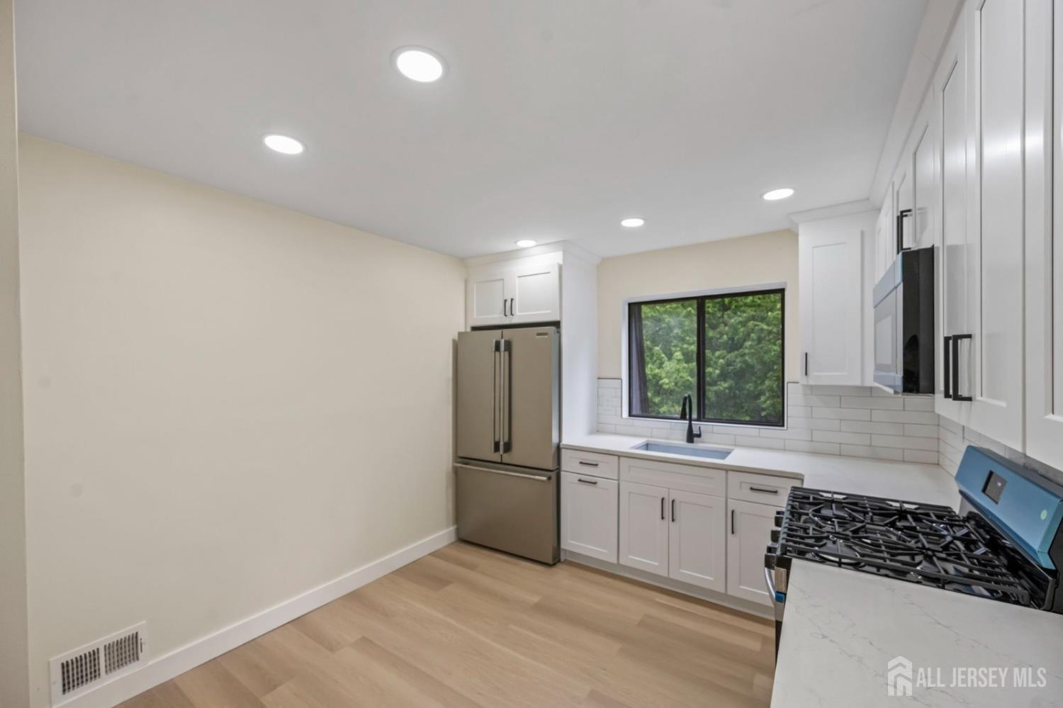 2332 Old Stone Mill Drive East Windsor NJ 08512
