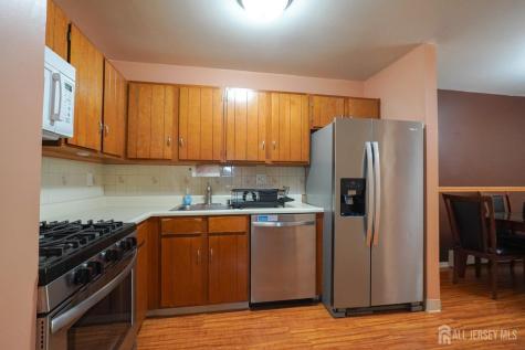 733 Cricket Lane Woodbridge Proper NJ 07095