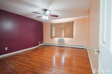 733 Cricket Lane Woodbridge Proper NJ 07095
