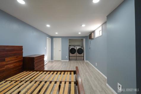733 Cricket Lane Woodbridge Proper NJ 07095