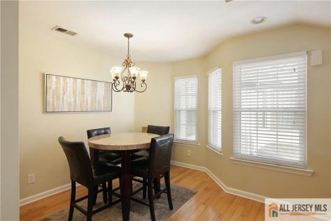 207 Sunshine Court Sayreville NJ 08859