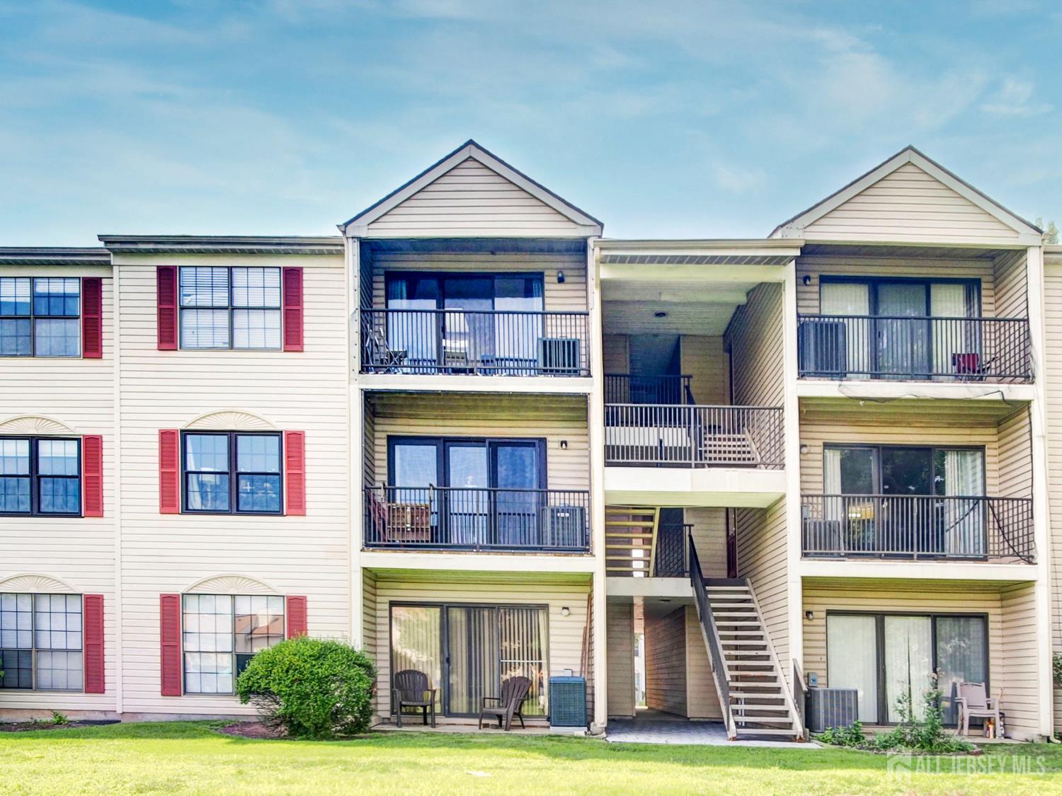 380 Lancaster Court Piscataway NJ 08854