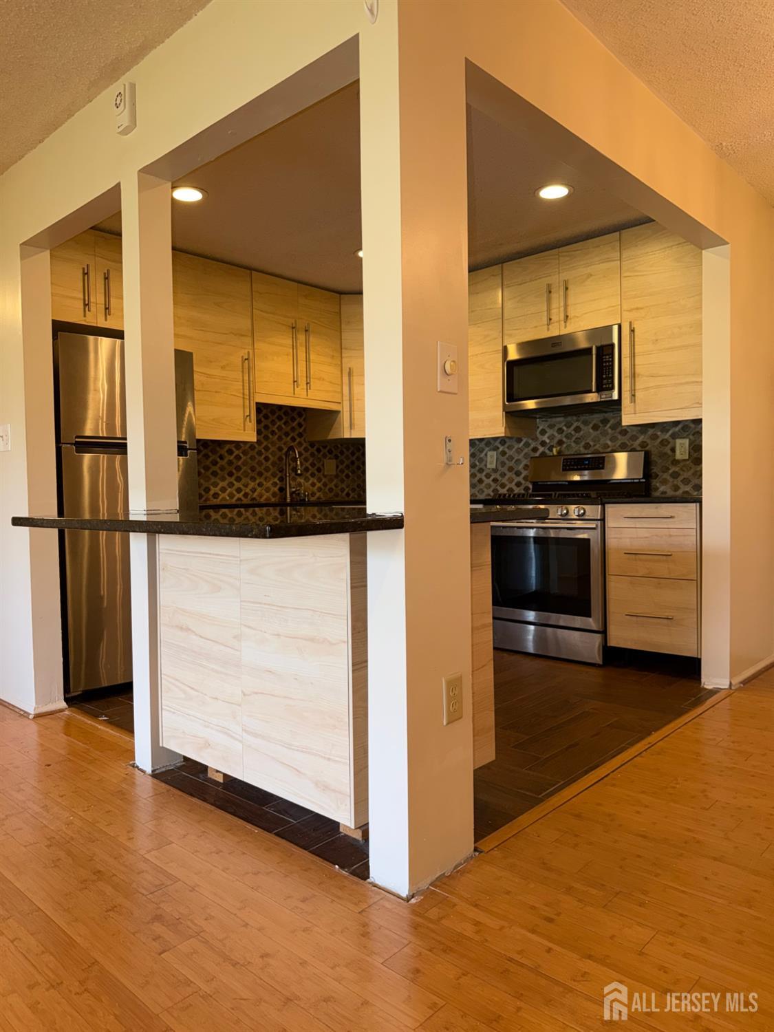 380 Lancaster Court Piscataway NJ 08854