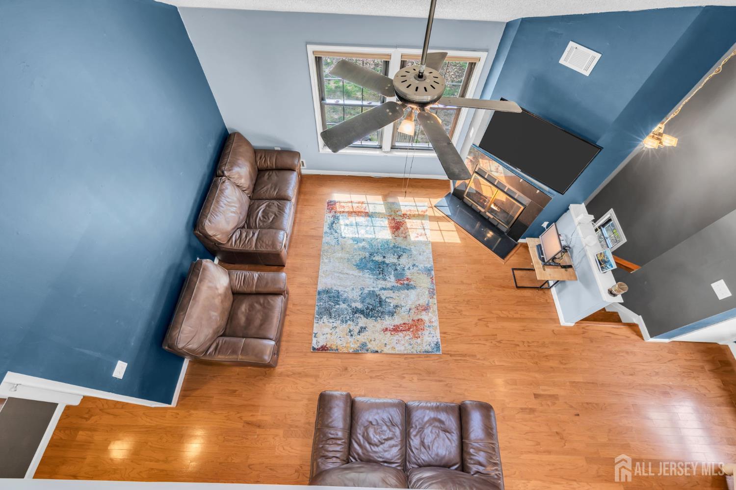 305 Owls Nest Court Jackson NJ 08527