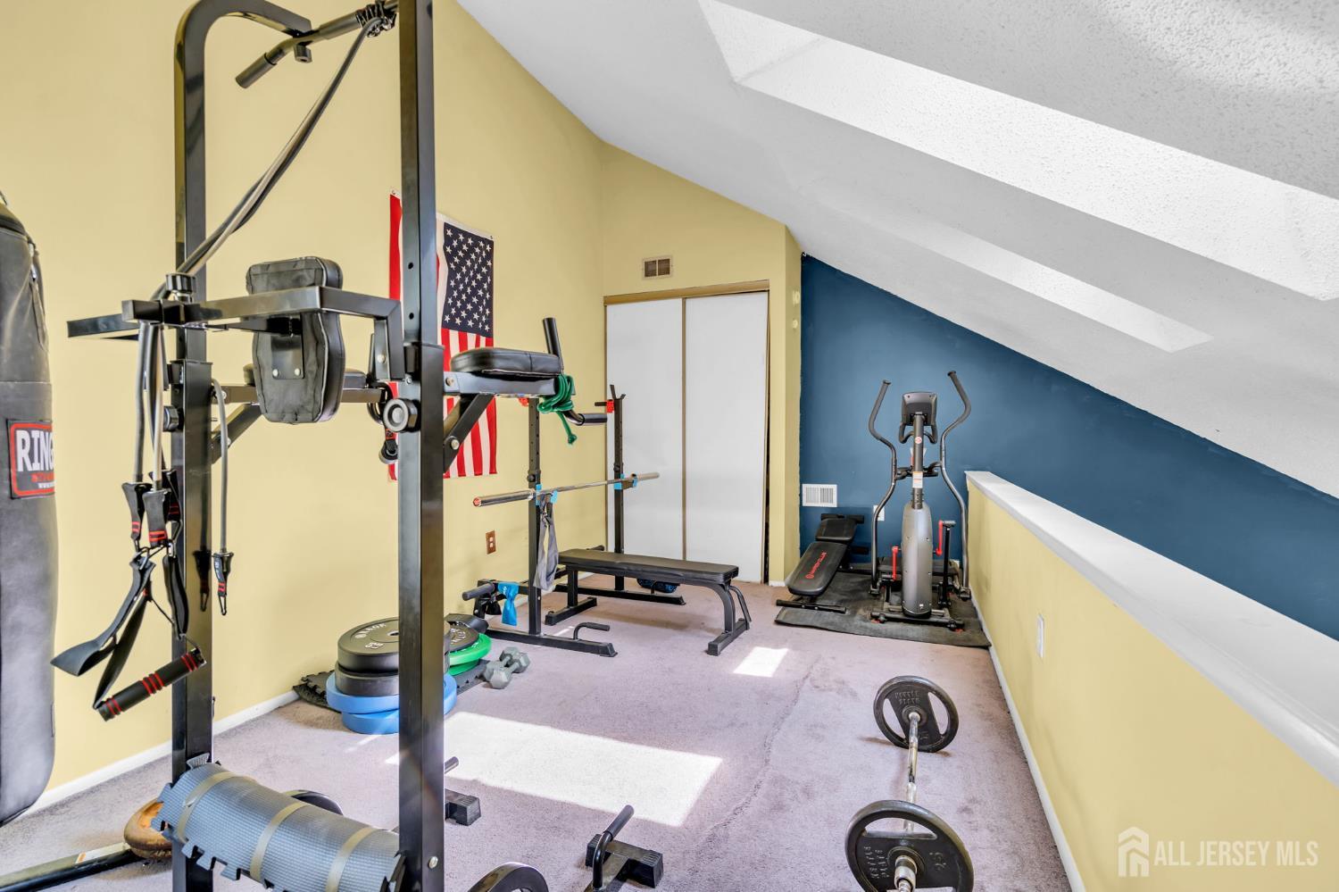 305 Owls Nest Court Jackson NJ 08527