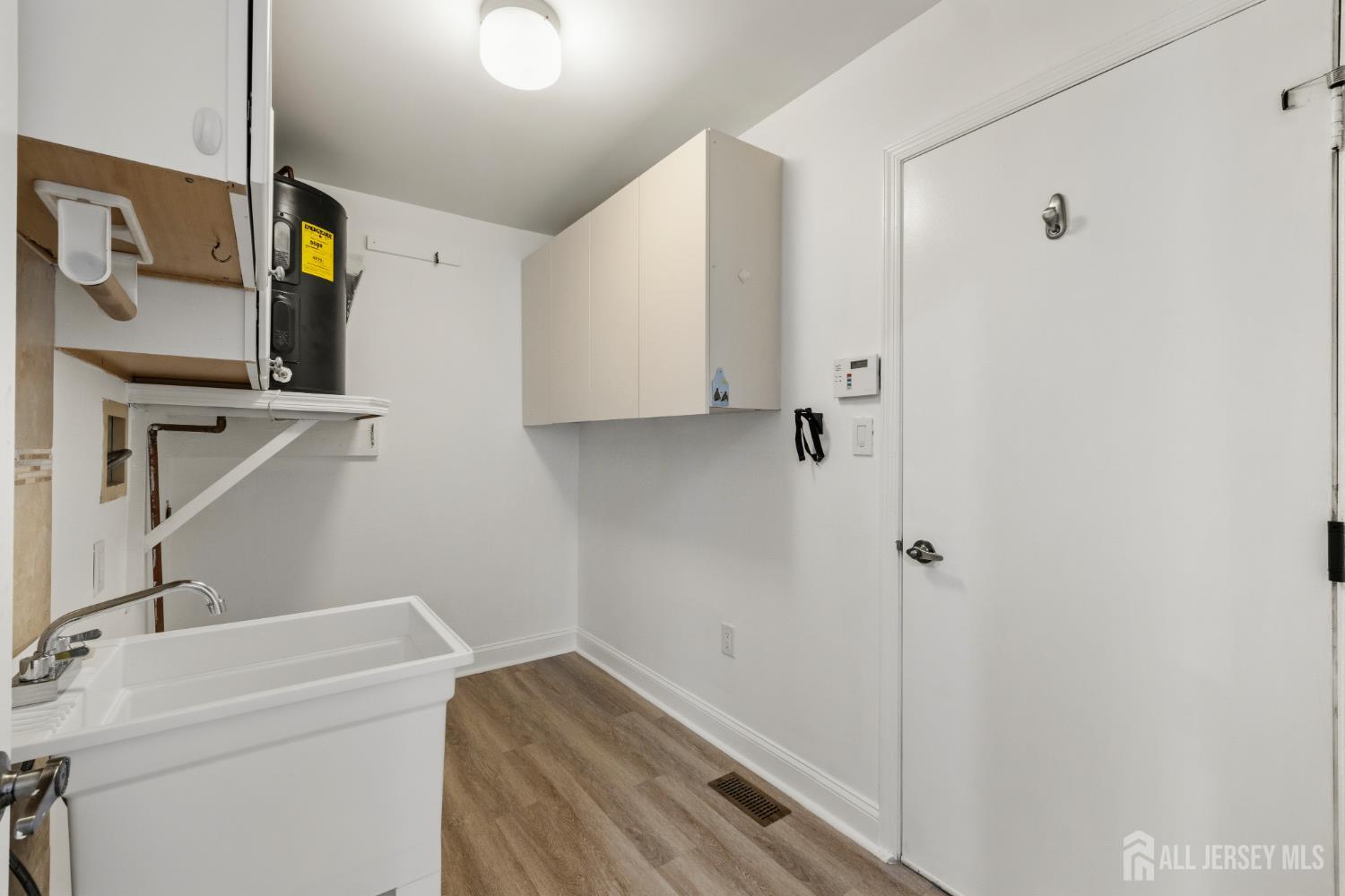 9 Melborn Drive Monroe NJ 08831
