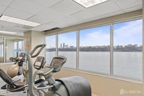 344 The Promenade Edgewater NJ 07020