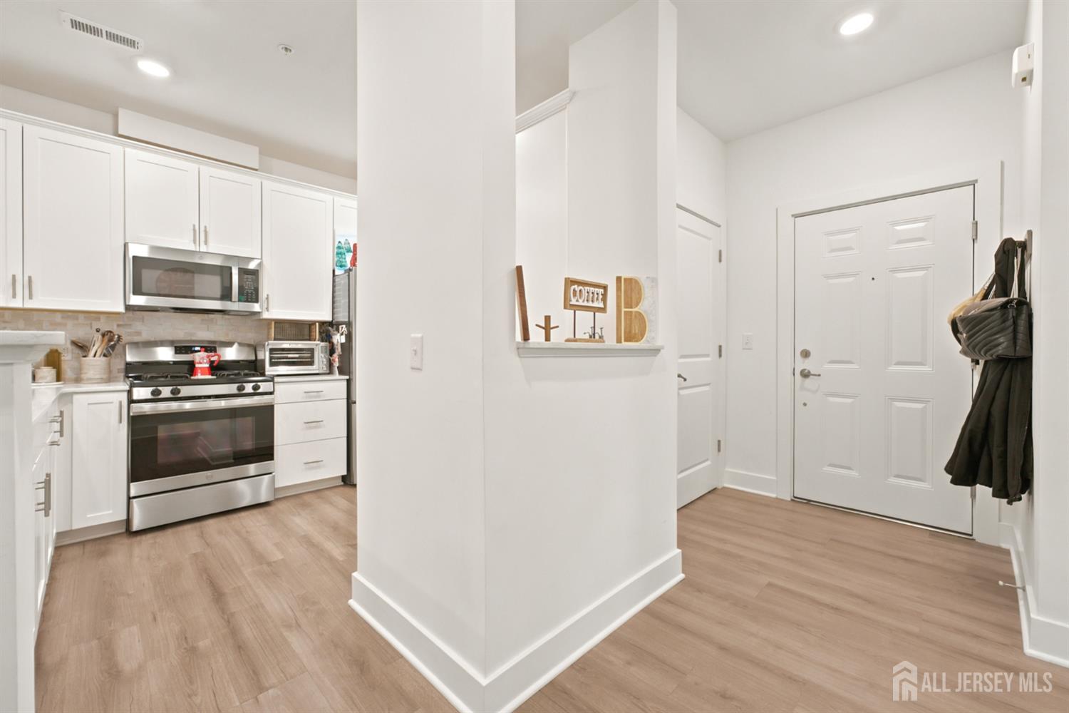 1114 Vanderbergh Boulevard Jamesburg NJ 08831