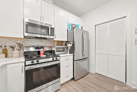 1114 Vanderbergh Boulevard Jamesburg NJ 08831