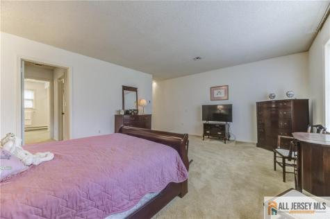 0-321A Sharon Way Monroe NJ 08831