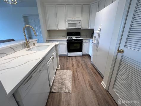 358 Rector Street Perth Amboy NJ 08861