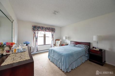 30-C Larch Plaza Monroe NJ 08831