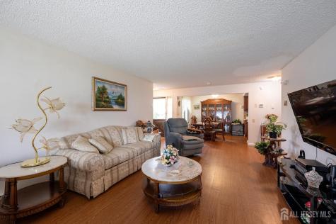 30-C Larch Plaza Monroe NJ 08831