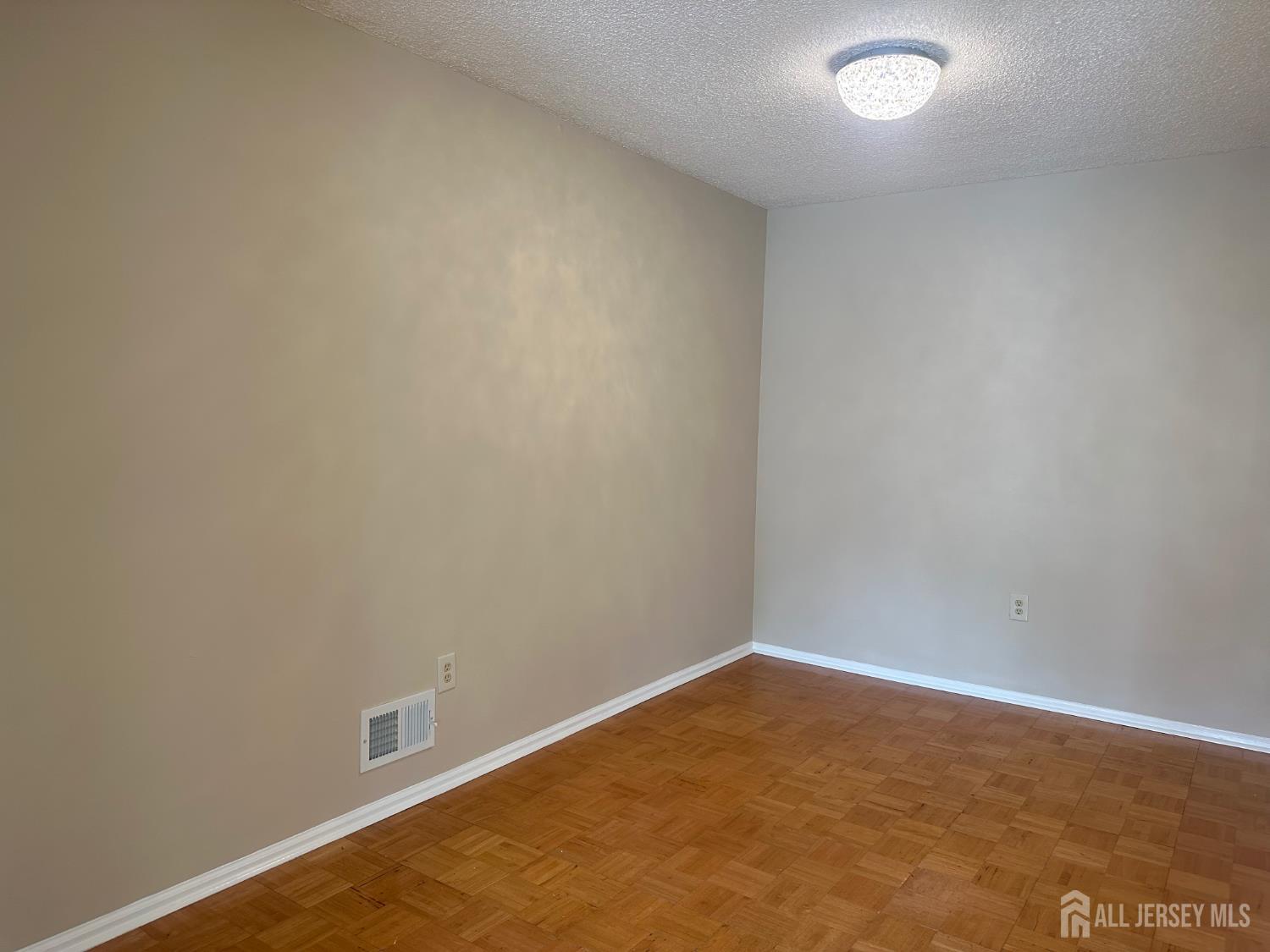 457 Northam Drive North Brunswick NJ 08902