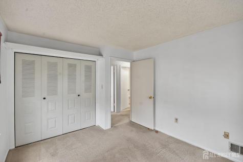 258 Kempsey Drive North Brunswick NJ 08902