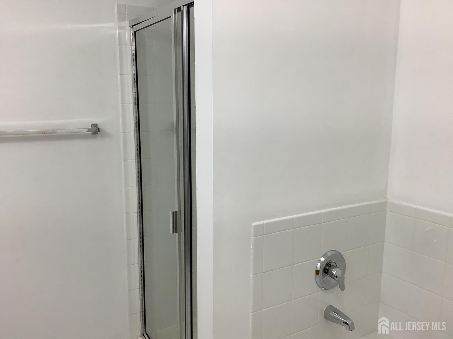 835 Cedar Court New Brunswick NJ 08901