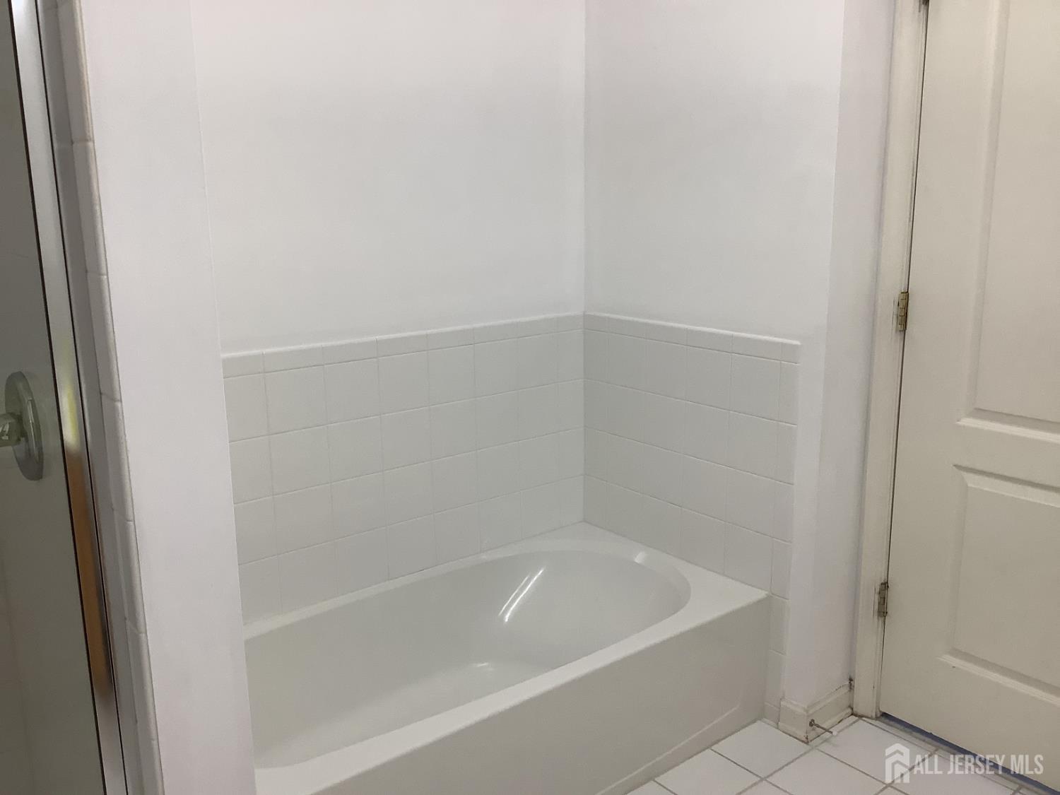 835 Cedar Court New Brunswick NJ 08901