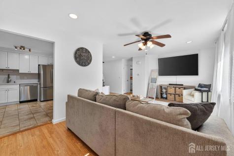 810 Cricket Lane Woodbridge Proper NJ 07095